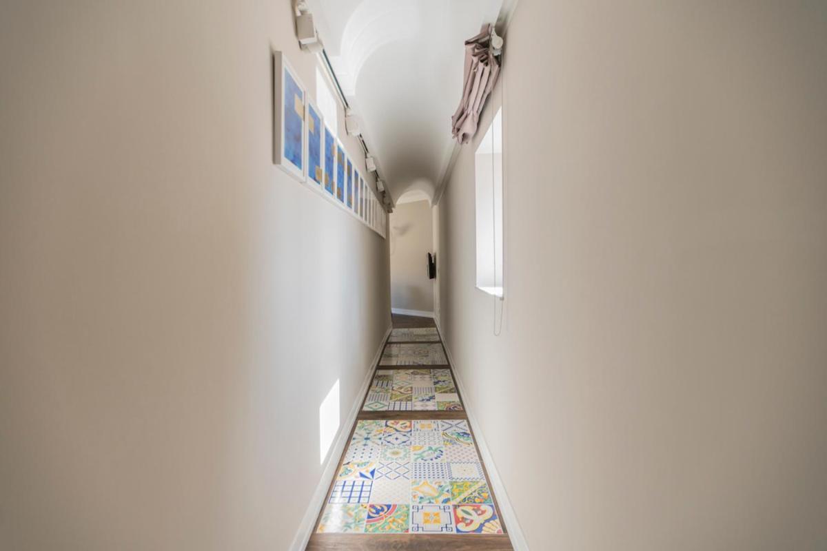 Residenza Trinita Maggiore Naples Luaran gambar
